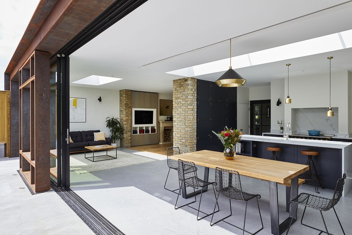 Home renovation project photo finishing example
